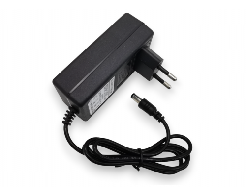 T5461 Адаптер питания AC-DC Adapter 12.6v 2A 5.5x2.1mm 18650