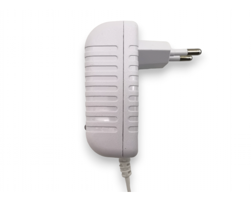 T5487 Адаптер питания AC-DC 15V 1,2A 4.0×1,7mm БЕЛЫЙ